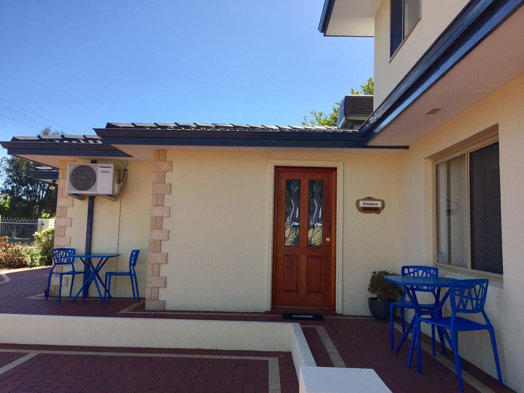 The Royal Dolphin Bed & Breakfast Safety Bay Rockingham Exterior foto