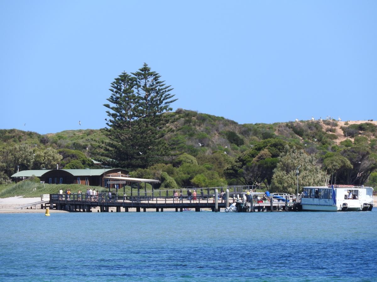 The Royal Dolphin Bed & Breakfast Safety Bay Rockingham Exterior foto